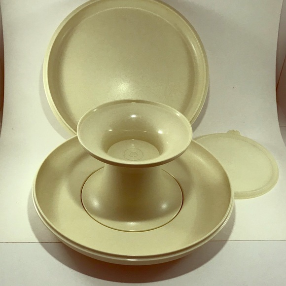 Tupperware Kitchen Vintage Tupperware Serve It All Pedastal Set